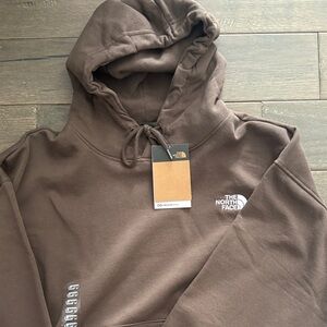 Northface Hoodie - Men’s size L (oversize fit) Color- brown NWT